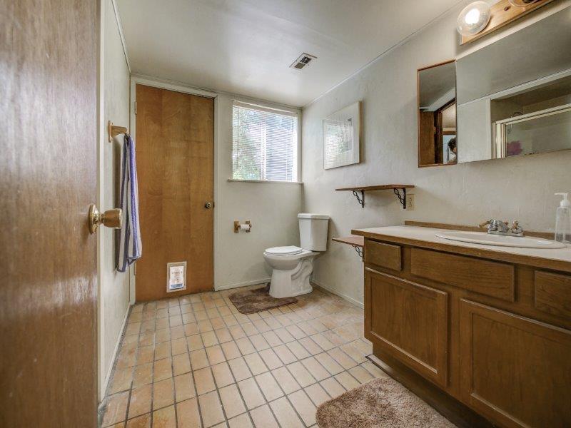 224 Circle Drive Ben Lomond, CA 95005 - Photo 26 of 34 a bathroom with a sink toilet and shower