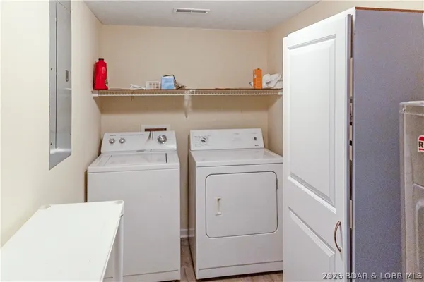 $309,000 | 492 Regatta Bay Drive, Unit 1E, Lake Ozark, MO 65049