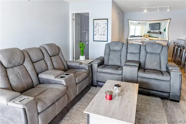 $309,000 | 492 Regatta Bay Drive, Unit 1E, Lake Ozark, MO 65049