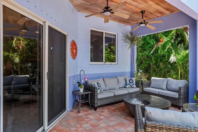 $998,500 | 503 Hernando Street, Fort Pierce, FL 34949