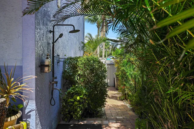 $998,500 | 503 Hernando Street, Fort Pierce, FL 34949