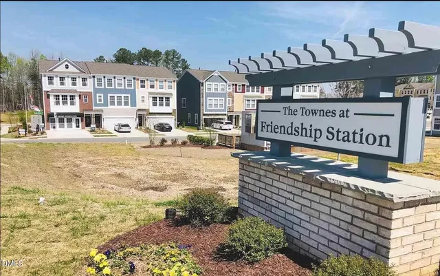 $2,200 | 2872 Macintosh Woods Drive, Apex, NC 27502