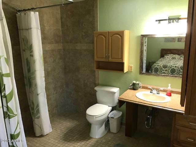 2937 East Bloomfield Road Phoenix, AZ 85032 - Photo 10 of 15 IMG_6530