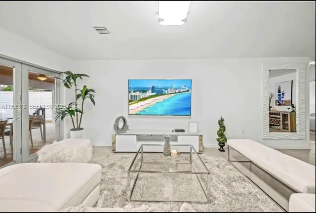 $8,500 | 3427 Frow Avenue, Miami, FL 33133