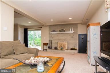 5263 Wertz Road Hampstead, MD 21074 - Photo 18 of 27 Family Room