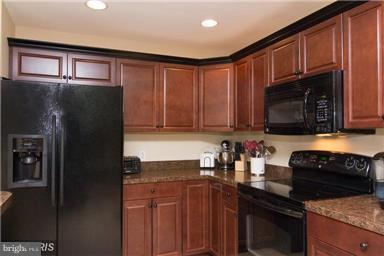 5263 Wertz Road Hampstead, MD 21074 - Photo 9 of 27 Kitchen