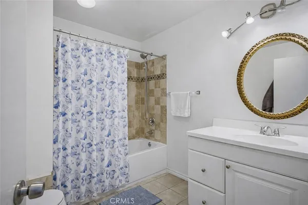 $329,999 | 23777 Mulholland Highway, Unit 203, Calabasas, CA 91302
