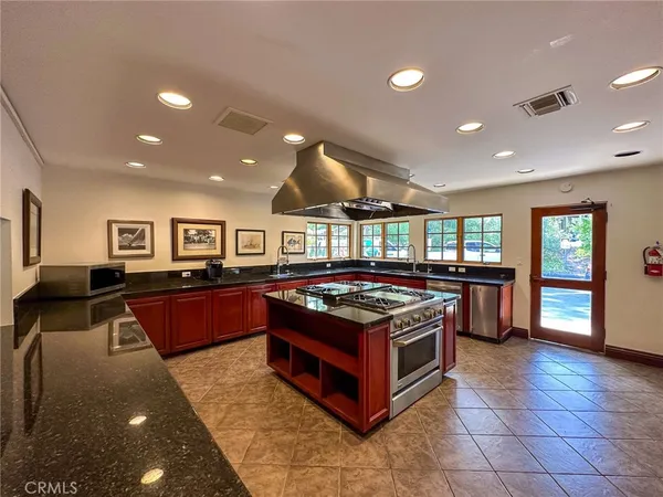 $329,999 | 23777 Mulholland Highway, Unit 203, Calabasas, CA 91302