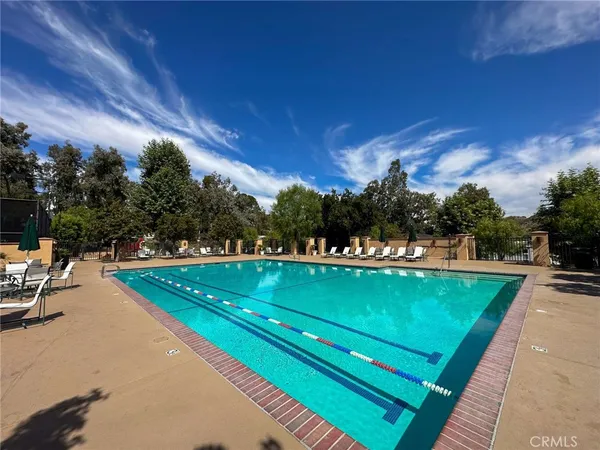 $329,999 | 23777 Mulholland Highway, Unit 203, Calabasas, CA 91302