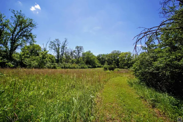 $222,700 | 247 Southeast Croco Road, Topeka, KS 66607