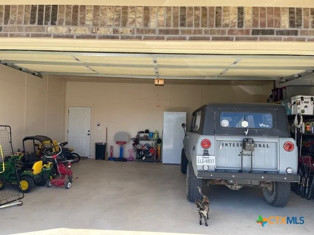 $750,000 | 1529 Farm To Market 485, Cameron, TX 76520