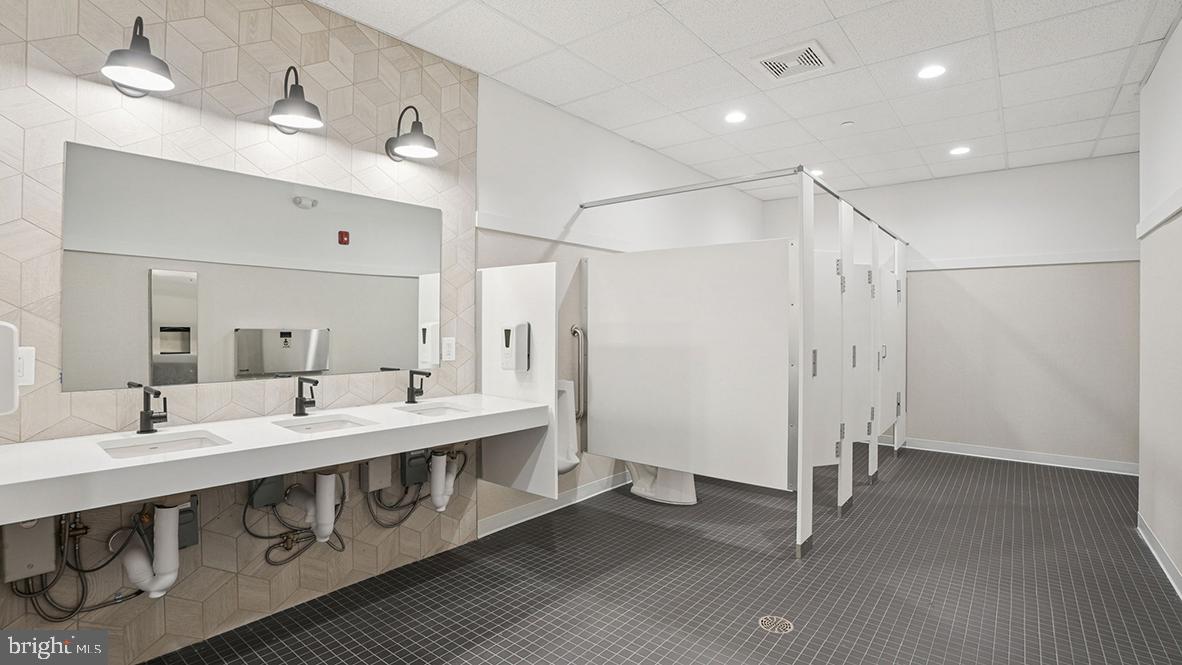 11 Moro Bay Road Egg Harbor Township, NJ 08234 - Photo 68 of 85