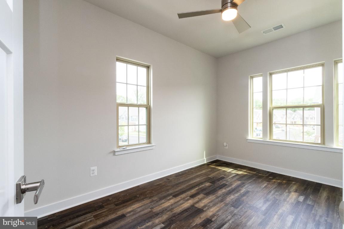 18086 Red Cedar Road Dumfries, VA 22026 - Photo 30 of 43 Bedroom 3 - Upper Level