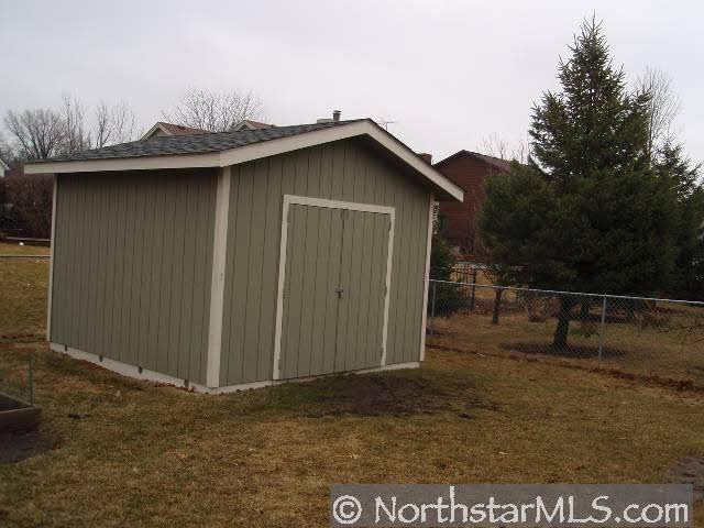 1069 Kettle Creek Road Eagan, MN 55123 - Photo 10 of 10 Gallery Image 10