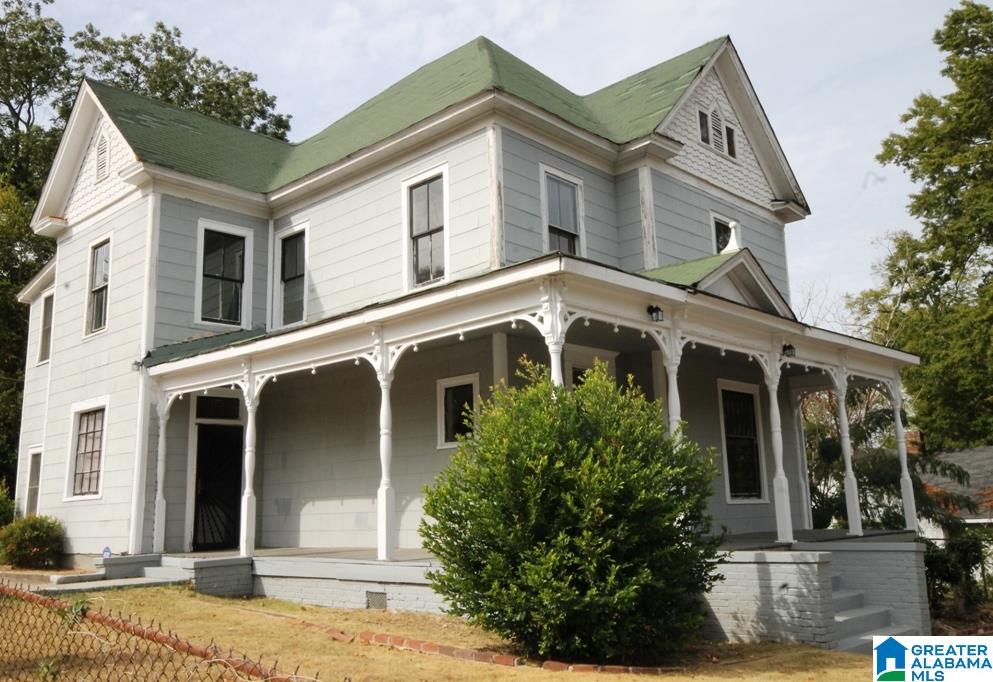 300 Spruce Avenue Anniston, AL 36201 - Photo 1 of 44