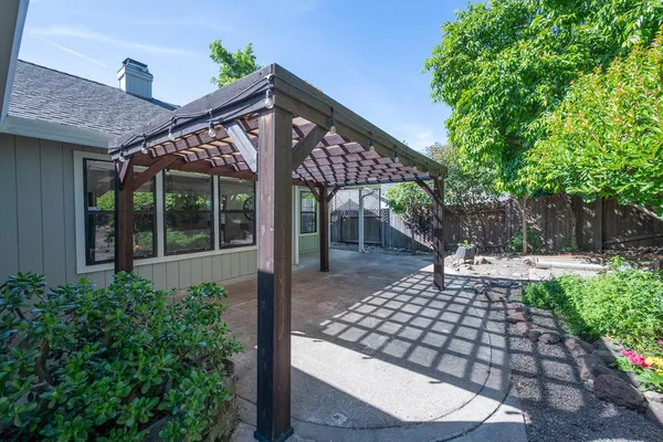 $568,000 | 1336 Stonebridge Way, Roseville, CA 95661