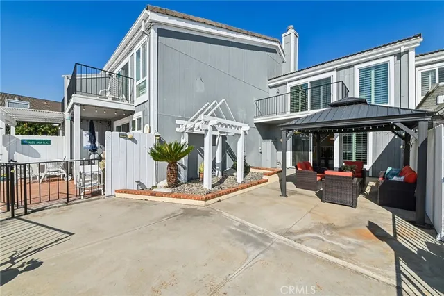 $2,198,000 | 3592 Windspun Drive, Huntington Beach, CA 92649