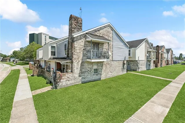 $362,500 | 3300 Seine Street, New Orleans, LA 70114