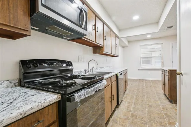 $362,500 | 3300 Seine Street, New Orleans, LA 70114