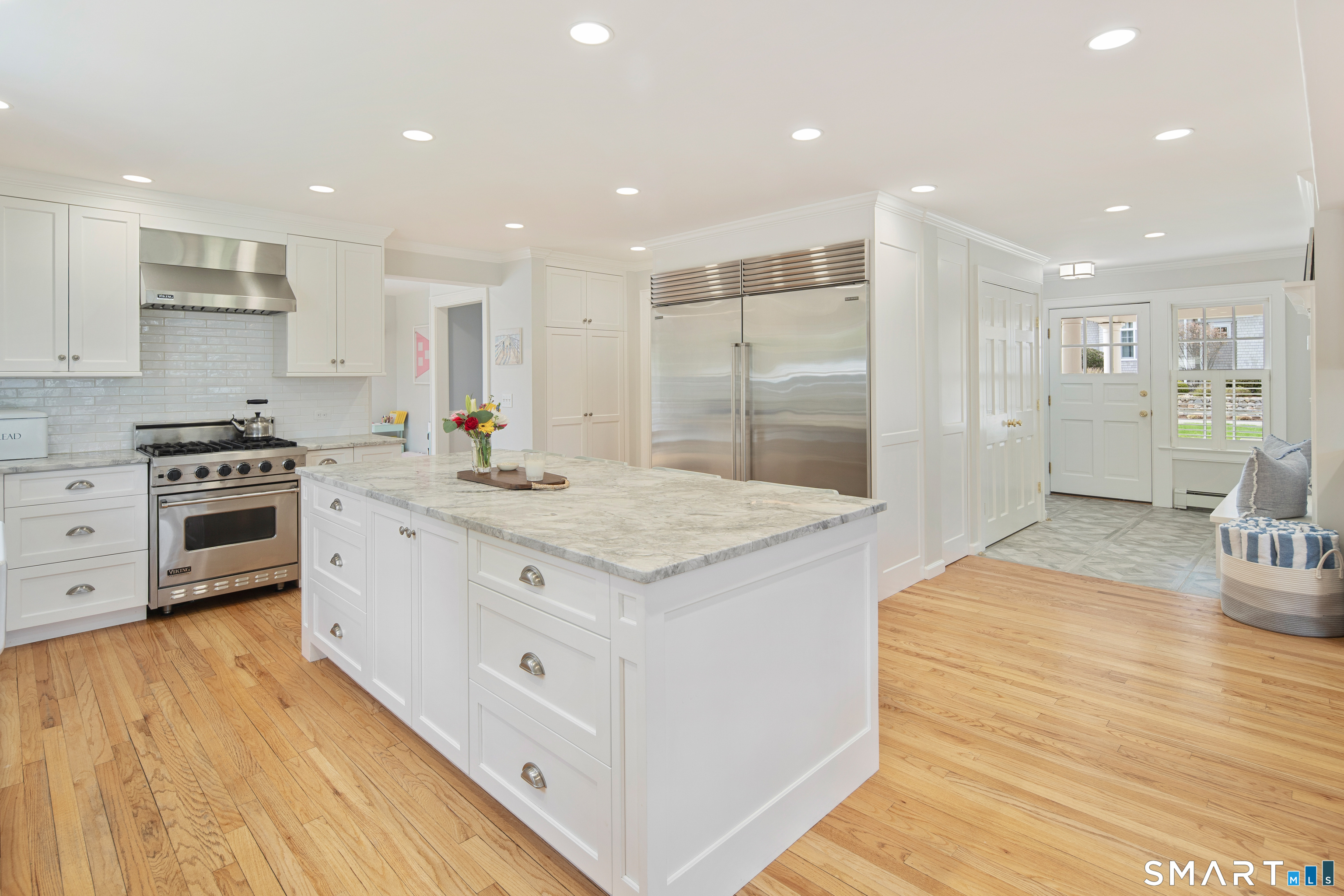 7 Waverly Road Darien, CT 06820 - Photo 9 of 37