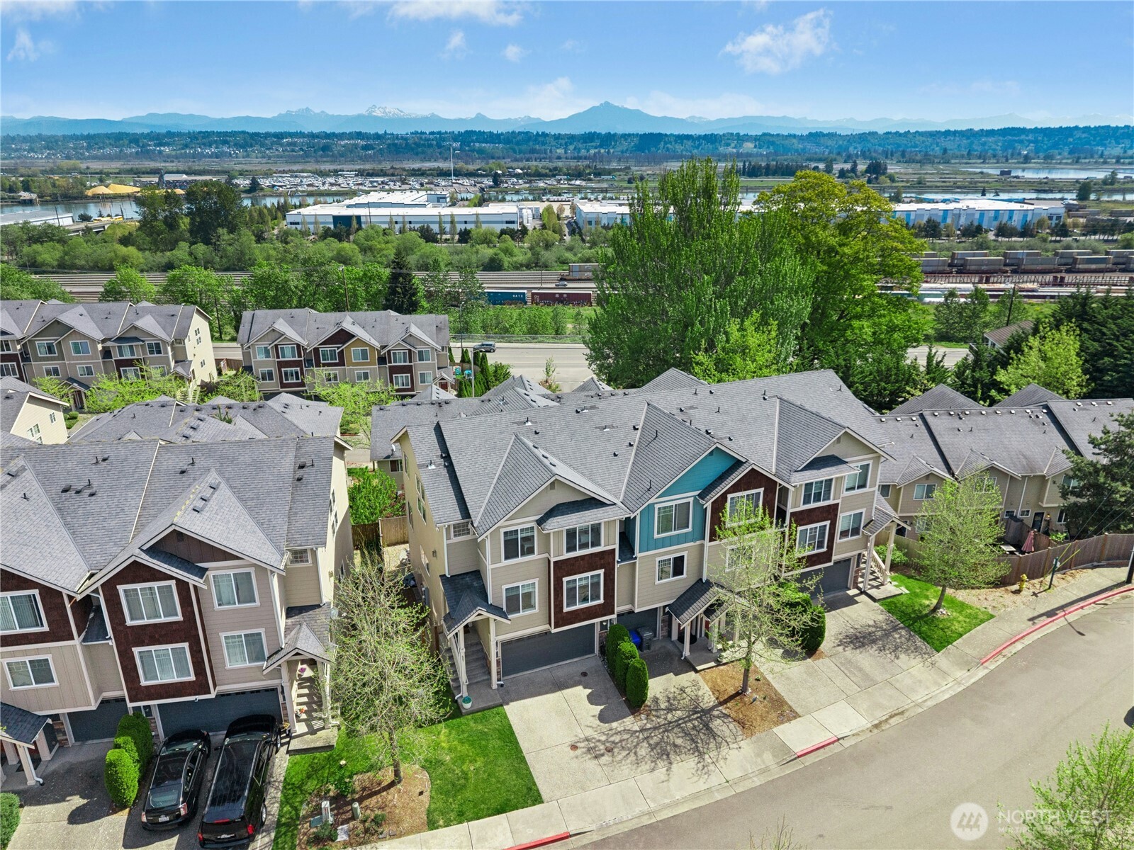 527 Pilchuck Path Everett, WA 98201 - Photo 3 of 38 an aerial view of multiple house