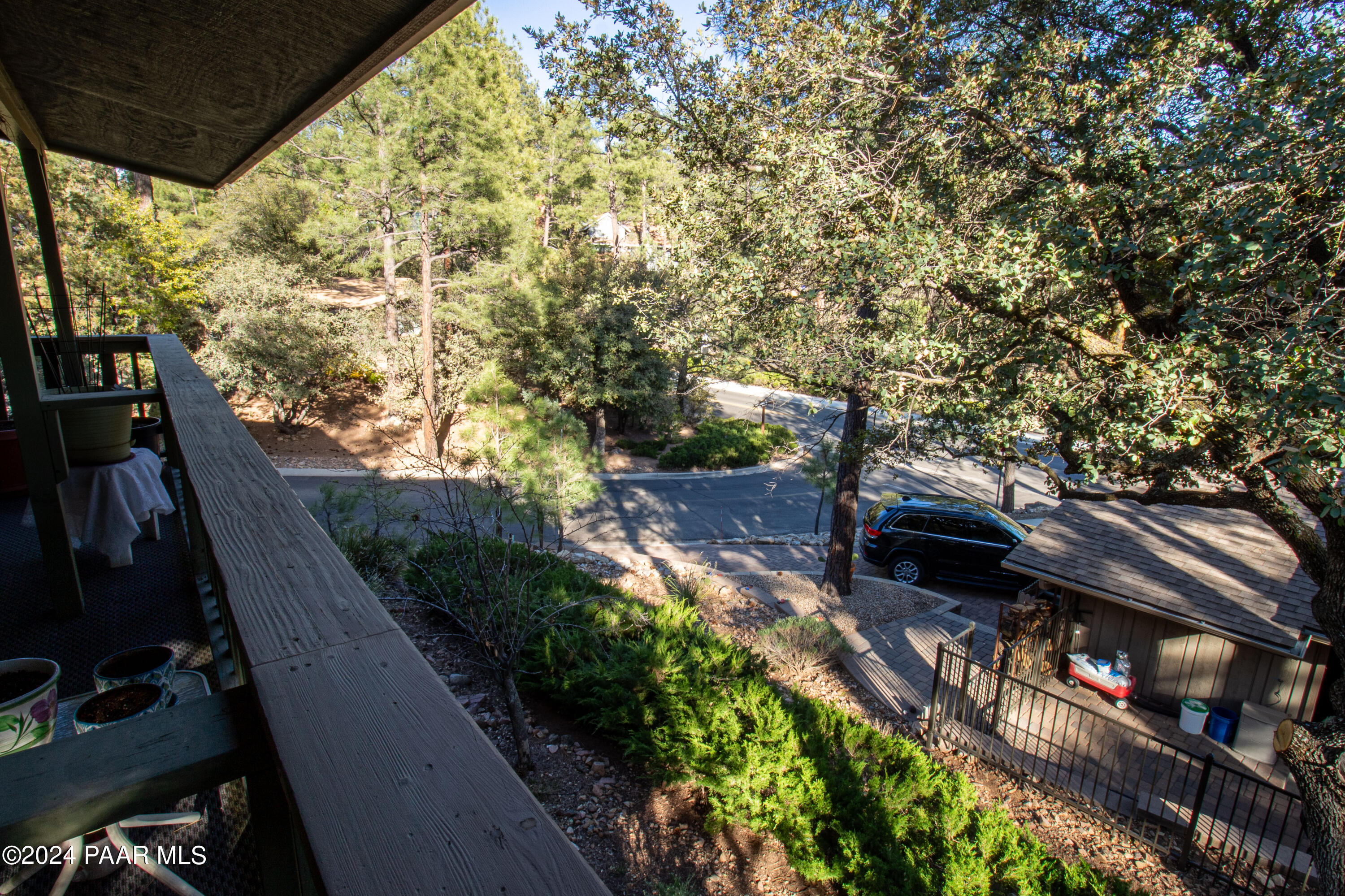 481 Turtleback Road Prescott, AZ 86303 - Photo 52 of 71 a backyard of a house with lots of green space