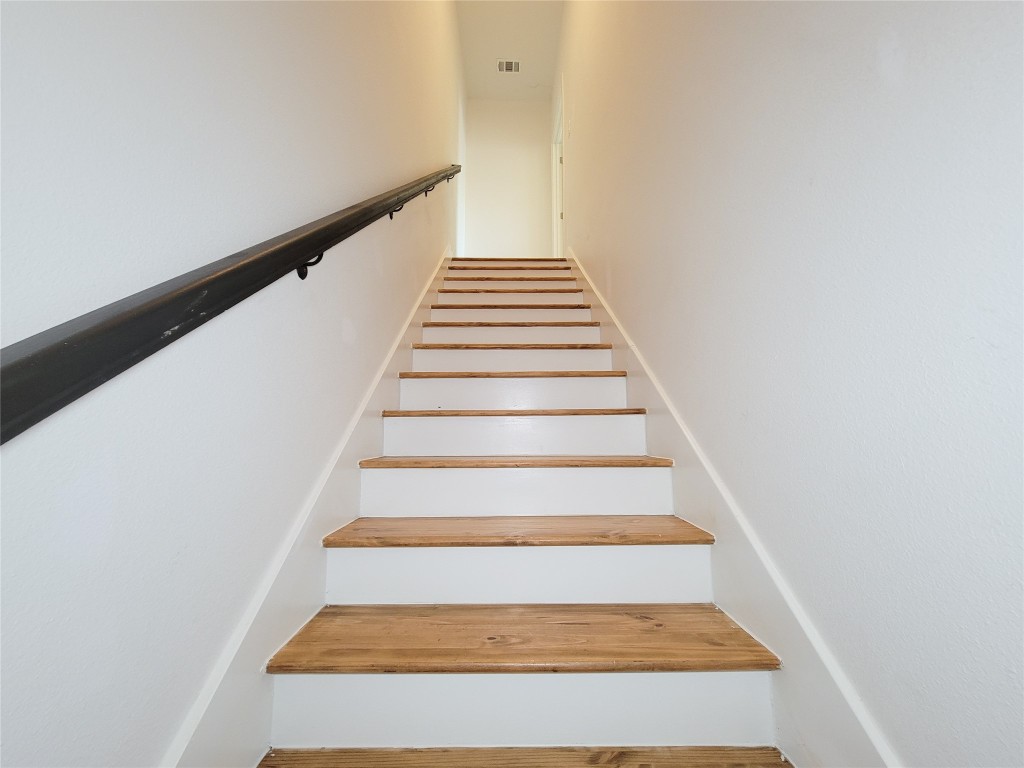 1903 Mary Street Houston, TX 77026 - Photo 23 of 34