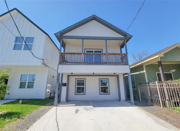 $1,900 | 1903 Mary Street, Houston, TX 77026