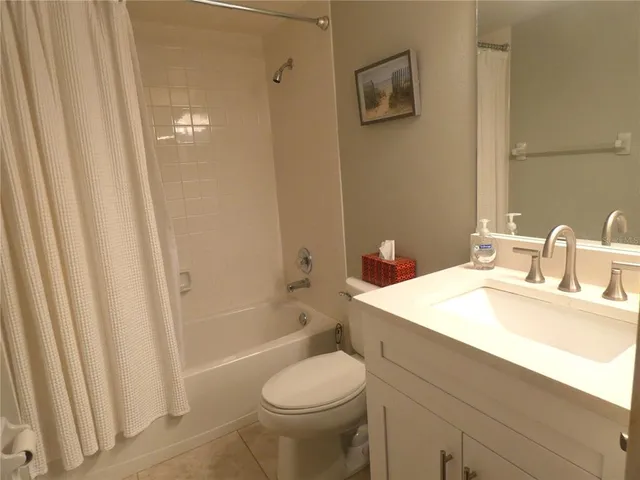 $3,500 | 9320 Clubside Circle, Unit 2108, Sarasota, FL 34238