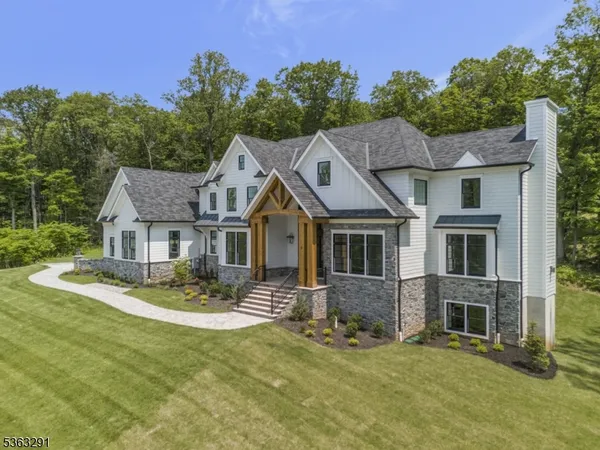 $3,399,000 | 8 Cobblestone Court, Warren, NJ 07059