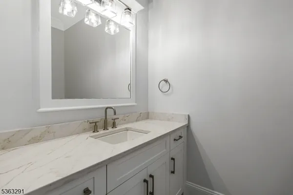 $3,399,000 | 8 Cobblestone Court, Warren, NJ 07059