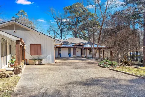 $920,000 | 2949 Moss Point Drive, Shreveport, LA 71119