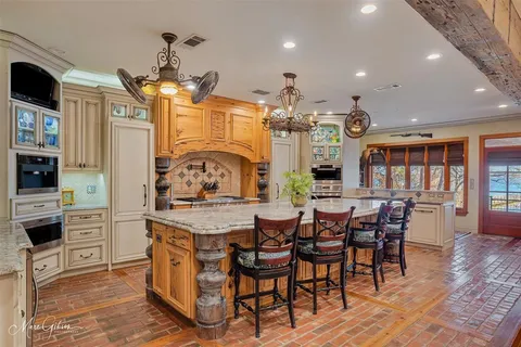 $920,000 | 2949 Moss Point Drive, Shreveport, LA 71119
