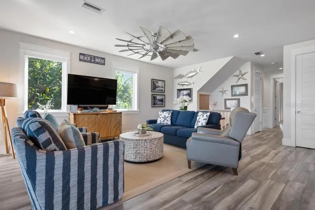 $5,350,000 | 915 North Shore Drive, Anna Maria, FL 34216