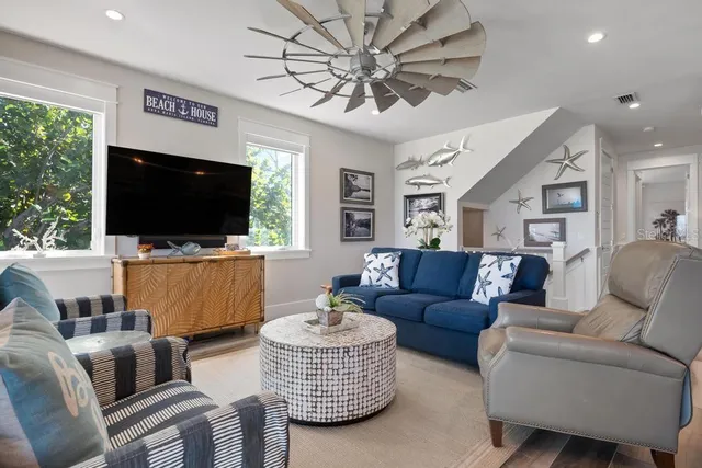 $5,350,000 | 915 North Shore Drive, Anna Maria, FL 34216