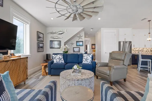 $5,350,000 | 915 North Shore Drive, Anna Maria, FL 34216