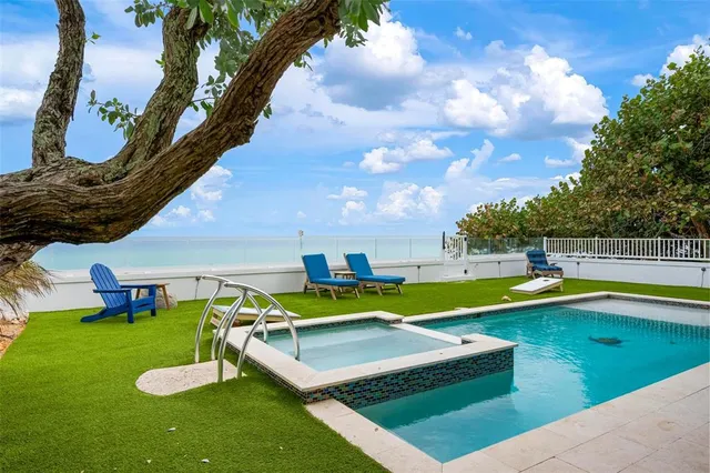 $5,350,000 | 915 North Shore Drive, Anna Maria, FL 34216