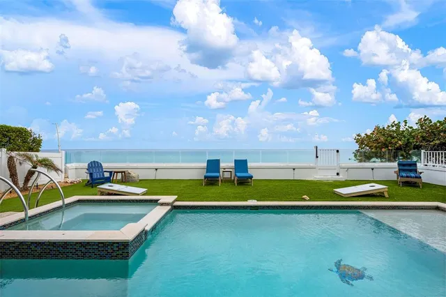 $5,350,000 | 915 North Shore Drive, Anna Maria, FL 34216