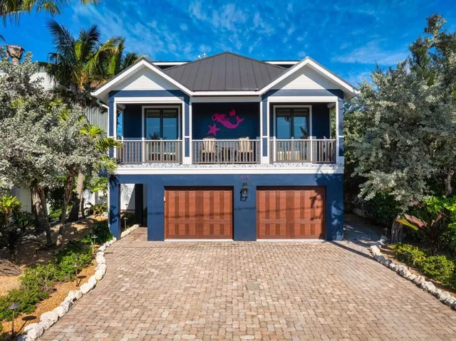$5,350,000 | 915 North Shore Drive, Anna Maria, FL 34216