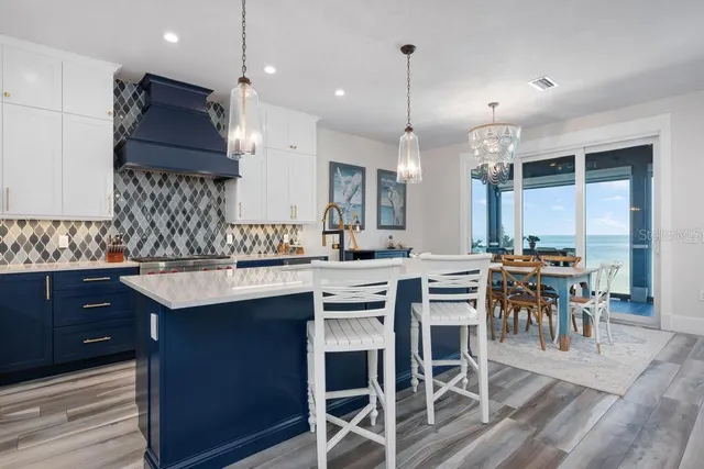 $5,350,000 | 915 North Shore Drive, Anna Maria, FL 34216