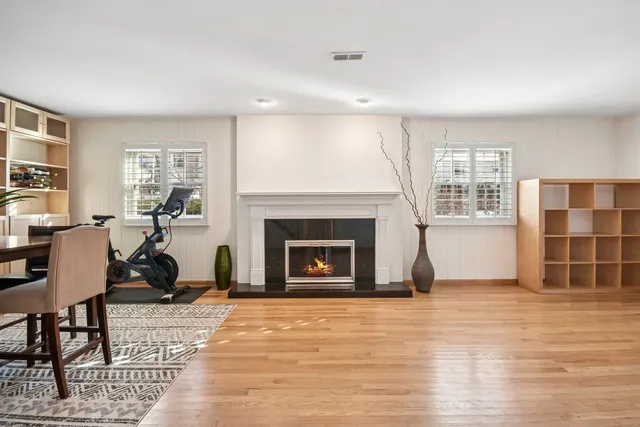 $499,000 | 108 Croftwood Court, Rolling Meadows, IL 60008