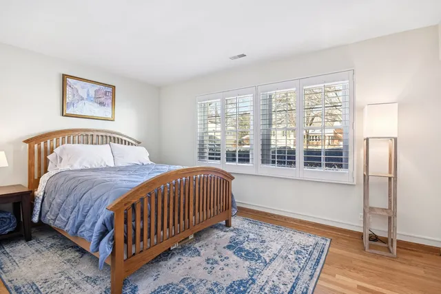 $499,000 | 108 Croftwood Court, Rolling Meadows, IL 60008