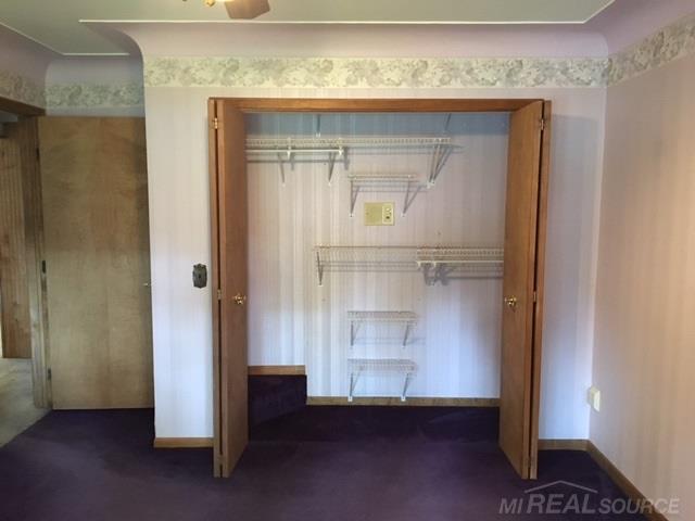 26216 Burg Road Warren, MI 48089 - Photo 19 of 63