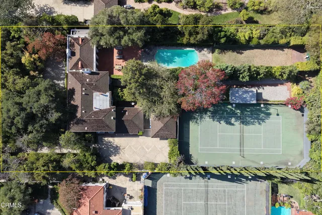 a picture of a bench