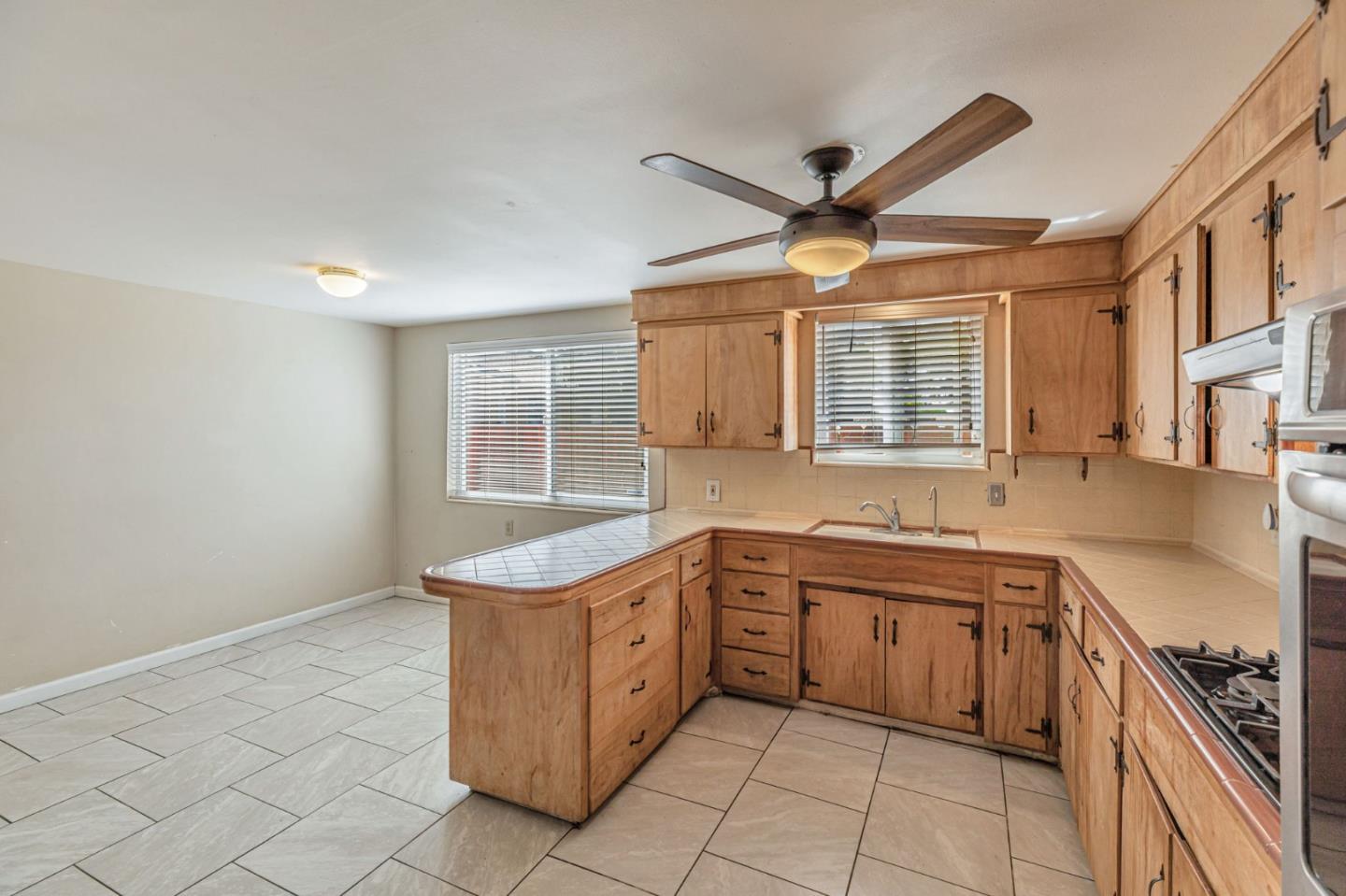 2718 Ferguson Road Gilroy, CA 95020 - Photo 24 of 81