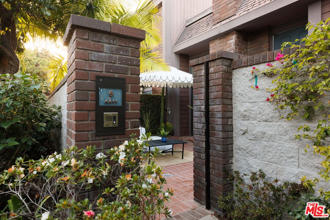 4411 Alla Road, Unit 5 Marina del Rey, CA 90292 - Photo 29 of 32 Gallery Image 29