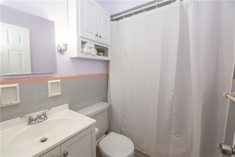 223 Bascom Avenue Pittsburgh, PA 15214 - Photo 16 of 25 Gallery Image 16
