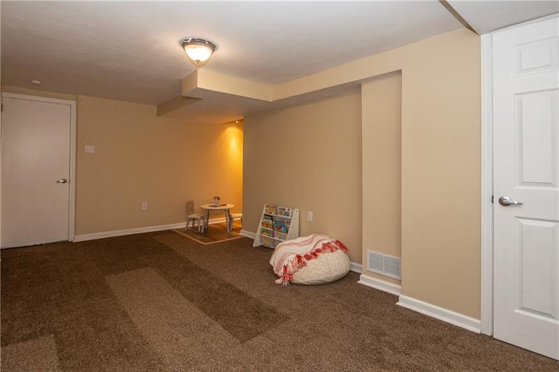 223 Bascom Avenue Pittsburgh, PA 15214 - Photo 20 of 25 Gallery Image 20