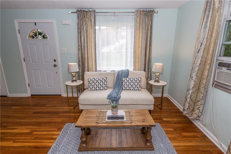 223 Bascom Avenue Pittsburgh, PA 15214 - Photo 4 of 25 Gallery Image 4