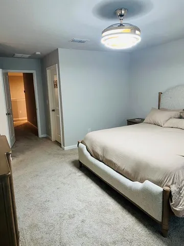 $2,700 | 19411 Monarch Wind Way, Lutz, FL 33558